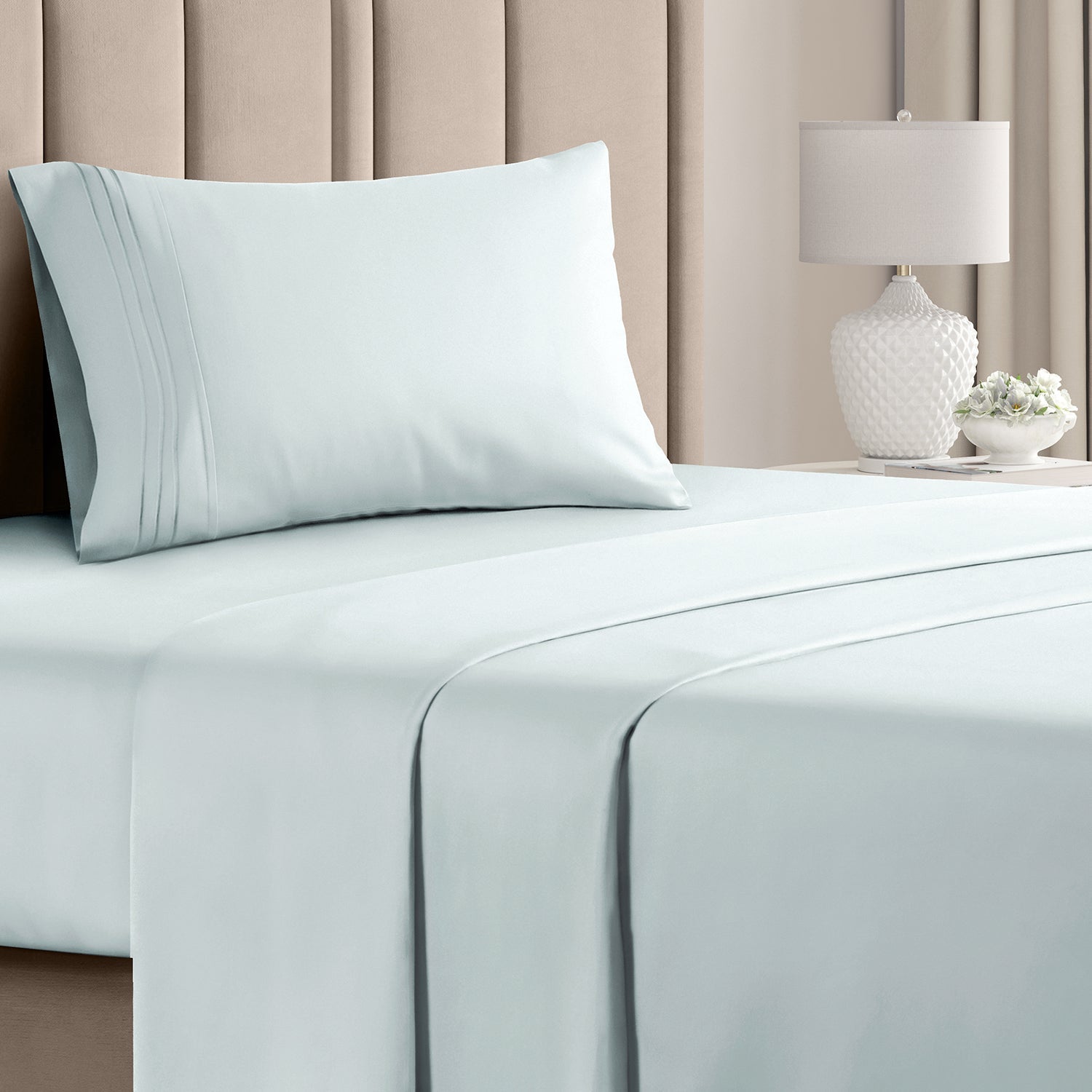CGK Unlimited 4-Piece Microfiber Bed Sheet Set